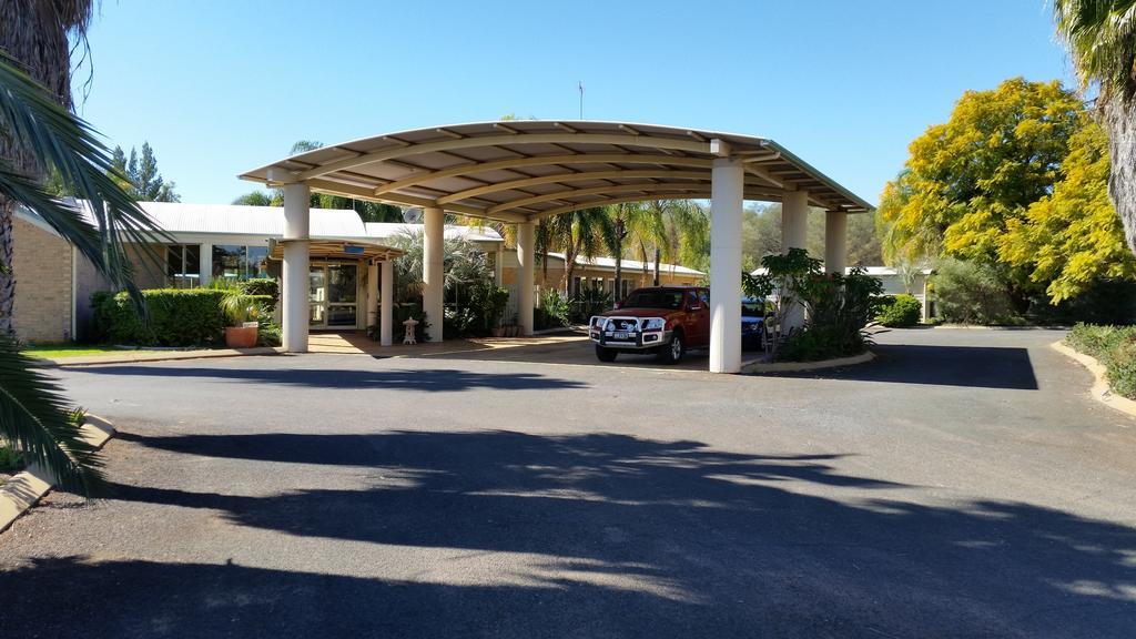 Mulga Country Motor Inn Charleville-Mézières Exterior foto