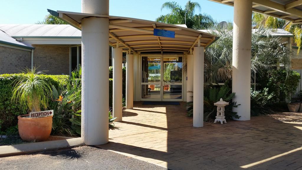 Mulga Country Motor Inn Charleville-Mézières Exterior foto