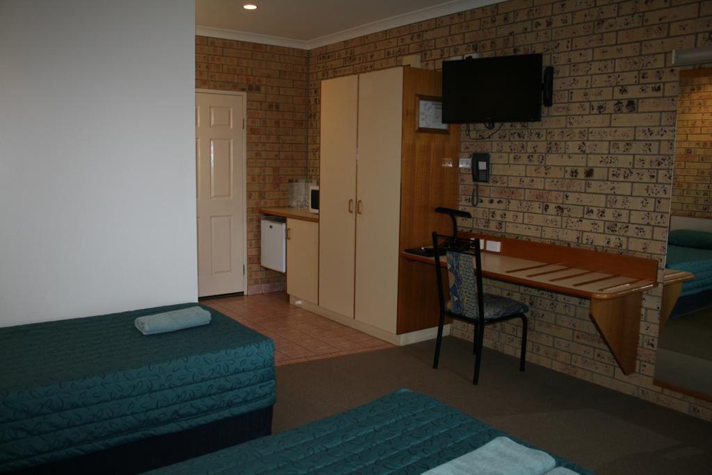 Mulga Country Motor Inn Charleville-Mézières Zimmer foto