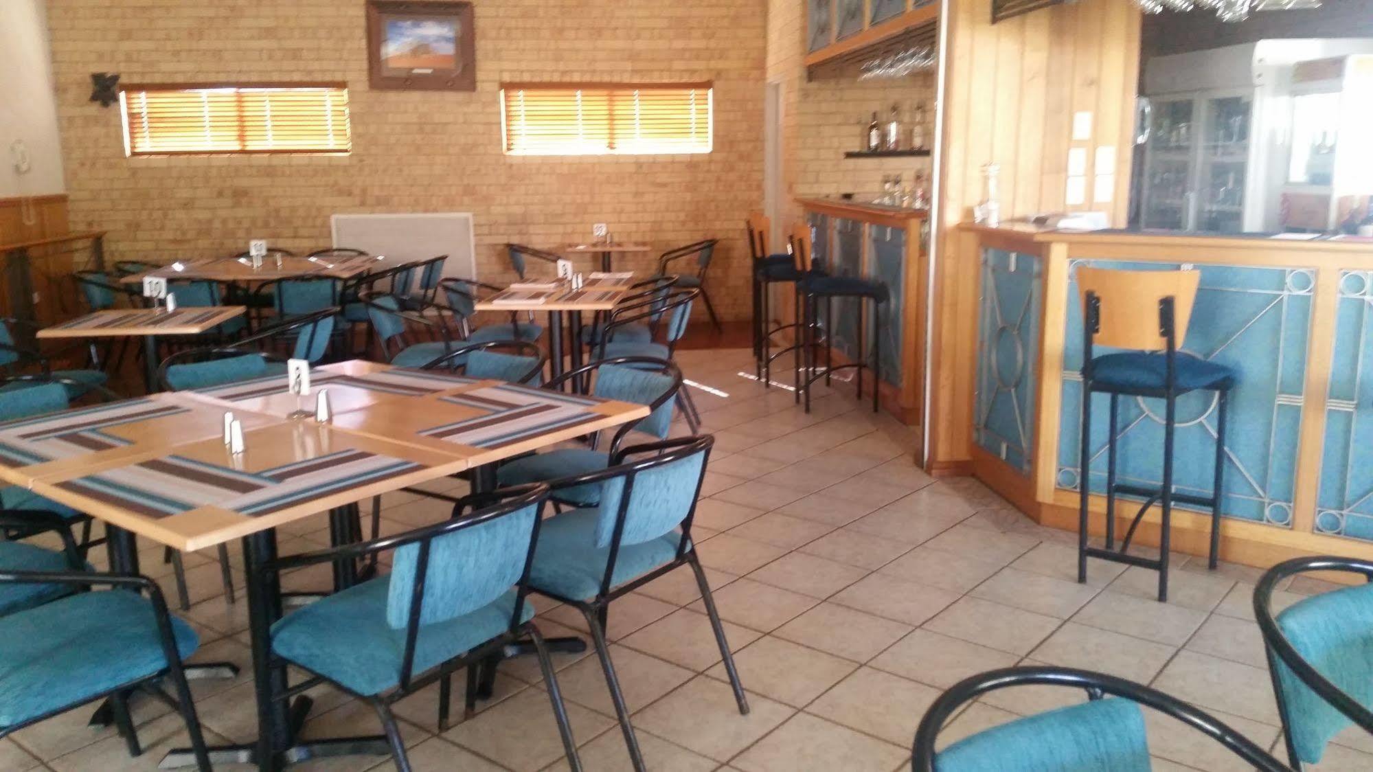 Mulga Country Motor Inn Charleville-Mézières Exterior foto